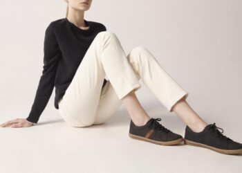 Dámske poltopánky na šnurovanie – Ako ich nosiť a ktoré modely sú najmódnejšie?